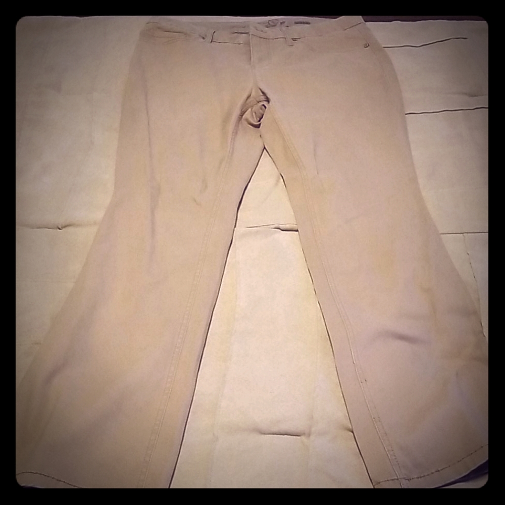 Faded glory khakis